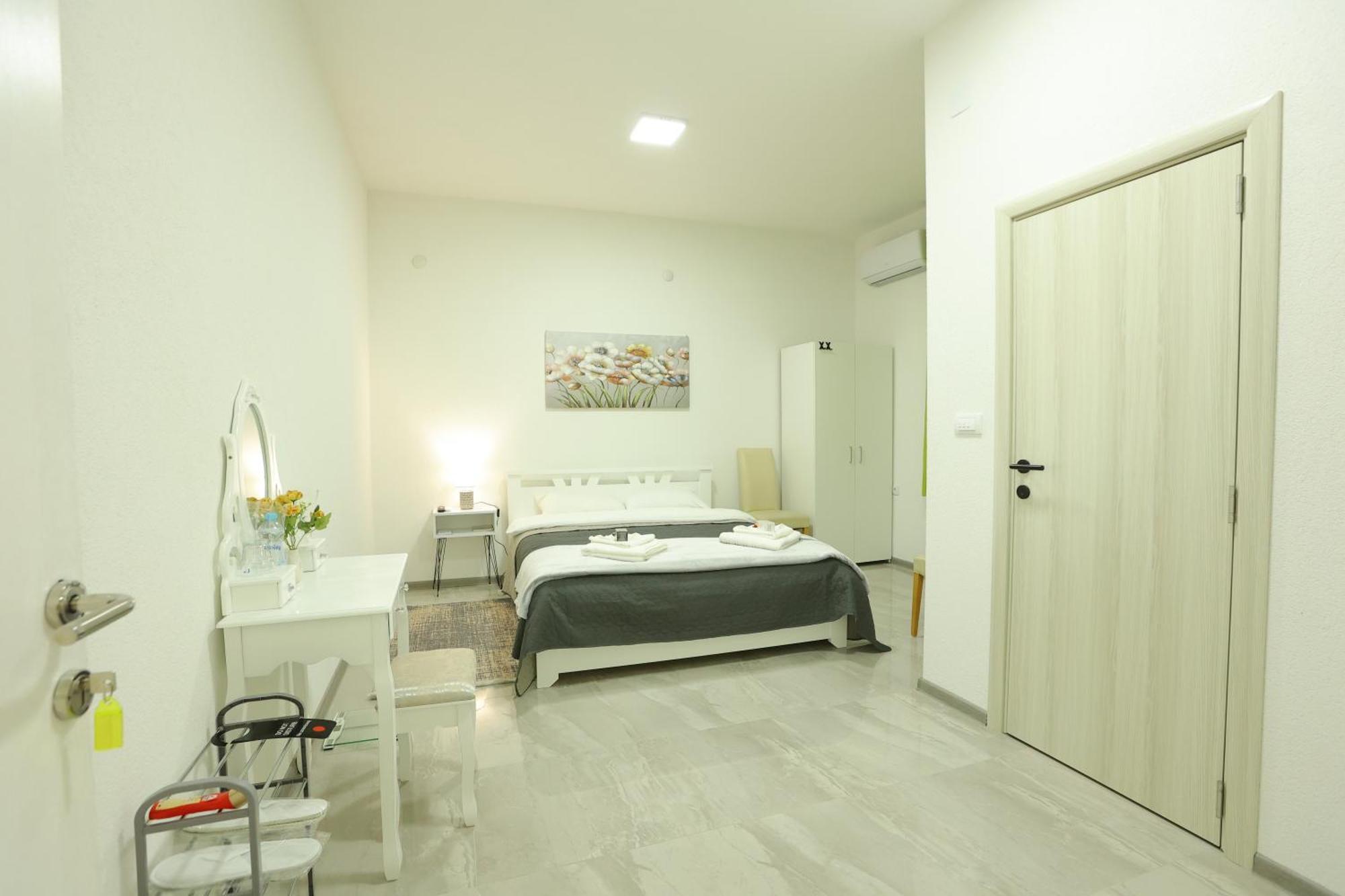 Ivan'S Guesthouse Paraćin Eksteriør bilde